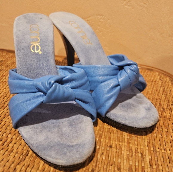 Vintage 1980s Connie Leather Heels - Picture 9 of 12